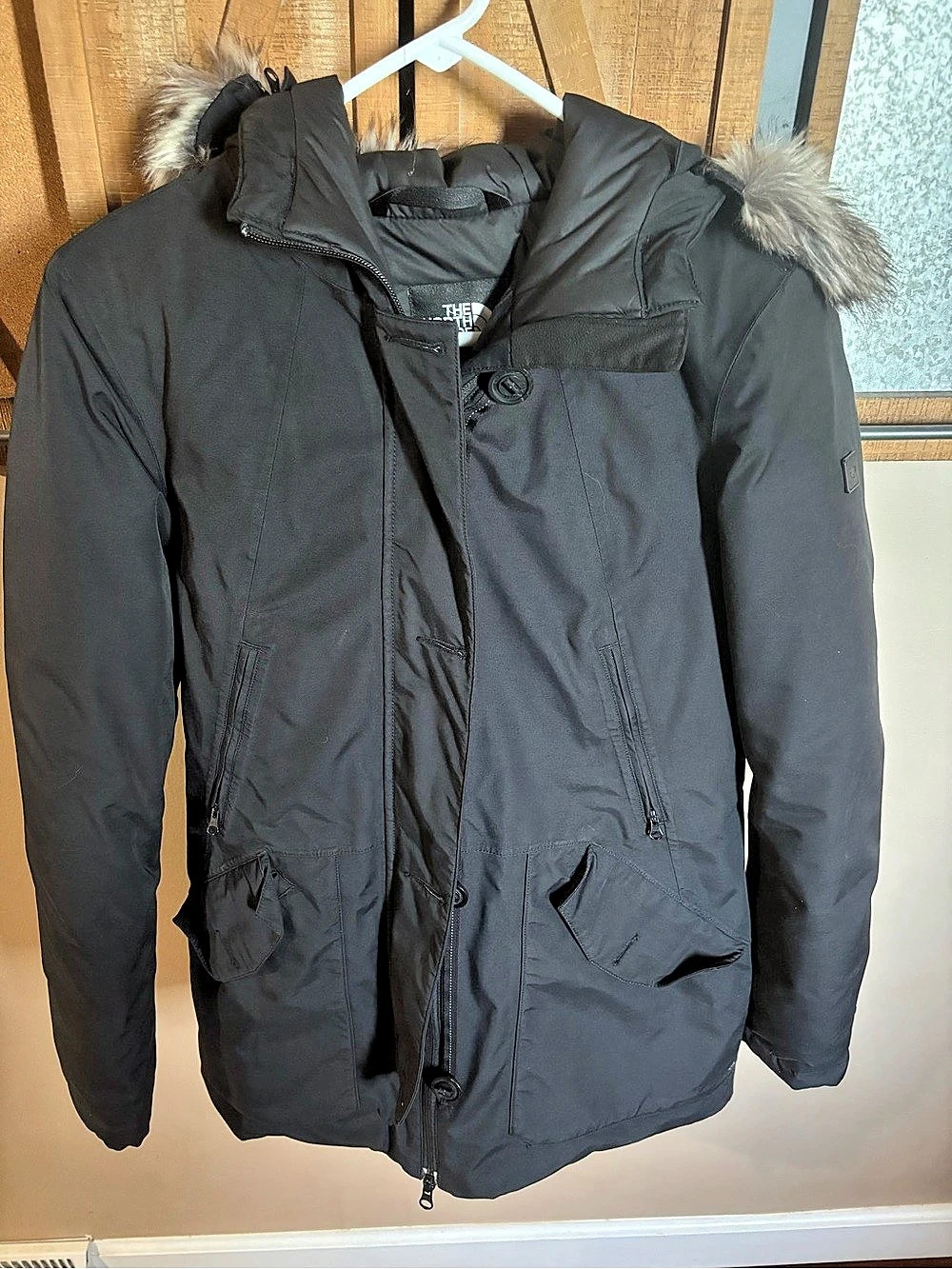 The North Face Women's Arctic Parka Black Puffer Jacket Medium